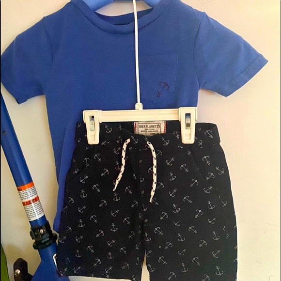 Boy's free planet nautical themed set size 5t - Picture 1 of 2
